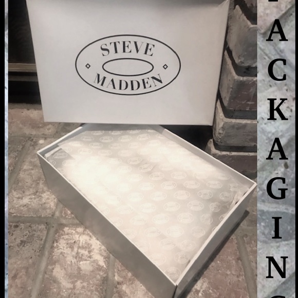 BACK IN STOCK* STEVE MADDEN BAXON STUDDED SNEAKERS - Picture 7 of 7